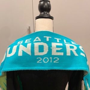 Seattle sounders scarf